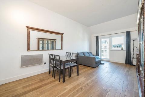 2 bedroom flat to rent, Durham Wharf Drive, Brentford TW8