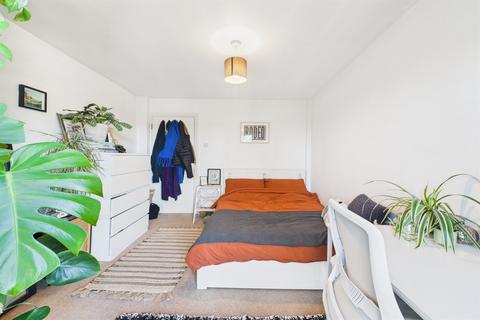 2 bedroom flat to rent, Eardley Road, Eardley Road, Streatham Common, SW16