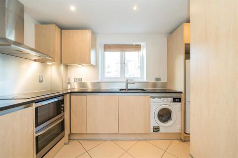 2 bedroom flat to rent, Durham Wharf Drive, Brentford TW8