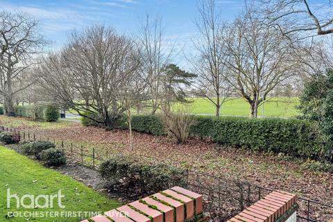 2 bedroom apartment for sale, Circular Road South, Colchester