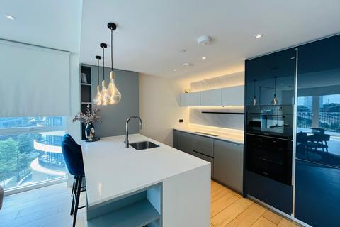 2 bedroom apartment to rent, Cascade Way, London W12