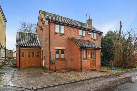3 bedroom detached house for sale, Mission Lane, East Bergholt