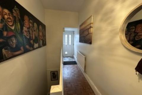 2 bedroom maisonette to rent, Henrietta Place, Exmouth EX8