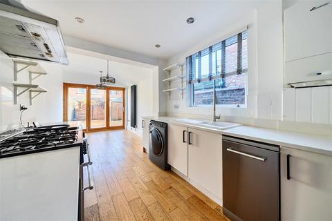 2 bedroom terraced house for sale, Denmark Street, Bedford