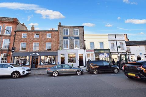 undefined, Cornmarket, Thame OX9