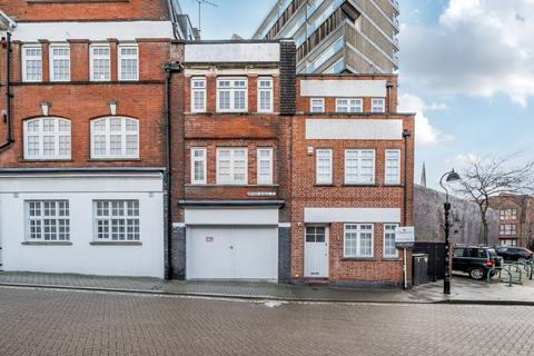 4 bedroom semi-detached house for sale, Upper Bugle Street, Southampton, Hampshire, SO14