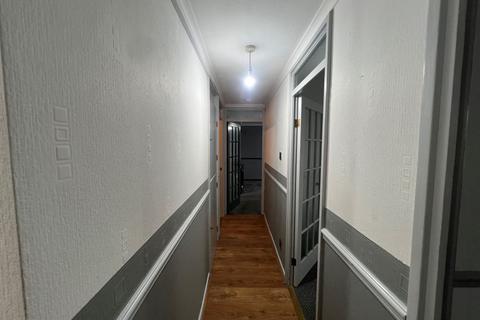 2 bedroom flat for sale, Wolverhampton WV11