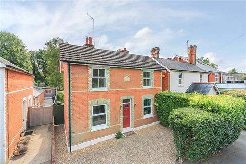 undefined, Guildford Road, Surrey GU18