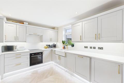 undefined, Guildford Road, Surrey GU18