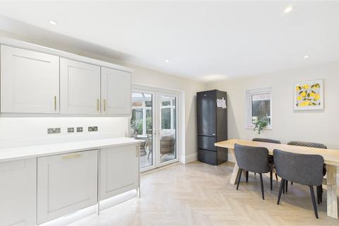 undefined, Guildford Road, Surrey GU18