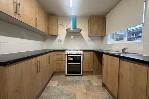 3 bedroom terraced house to rent, Faraday Close, Arborfield, Reading, RG2