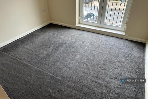 undefined, Savoy Court, Stanningley, Pudsey, LS28