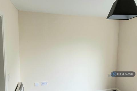 undefined, Savoy Court, Stanningley, Pudsey, LS28