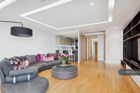 3 bedroom flat to rent, Spinnaker House, London, SW18