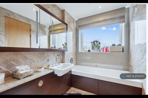 3 bedroom flat to rent, Spinnaker House, London, SW18