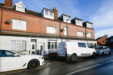 3 bedroom terraced house for sale, Second Avenue