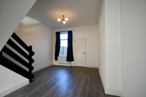 3 bedroom terraced house for sale, Second Avenue