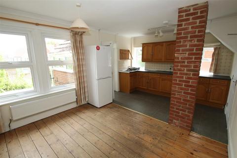 4 bedroom semi-detached house for sale, Downton Road, Salisbury