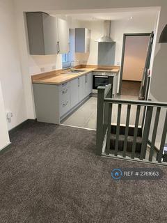2 bedroom flat to rent, Station Road, Ilkeston, DE7
