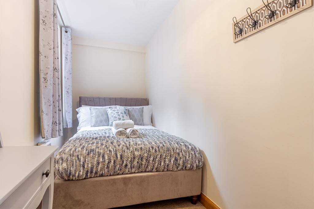 Bedroom-2-2