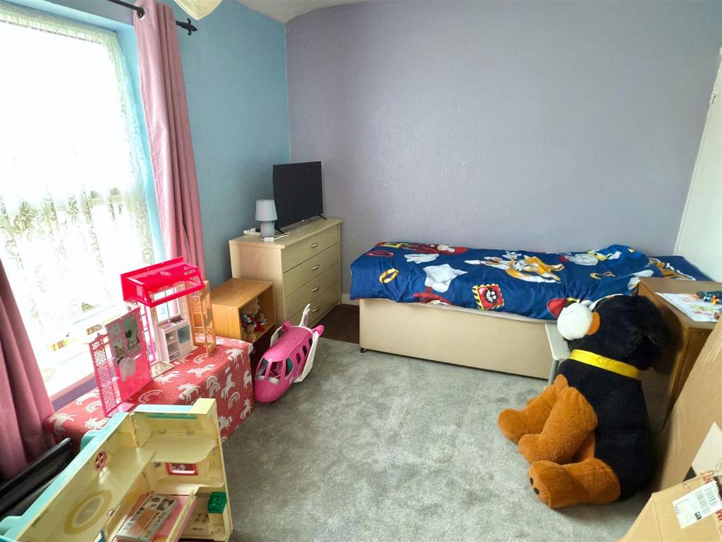 BED 2.jpg
