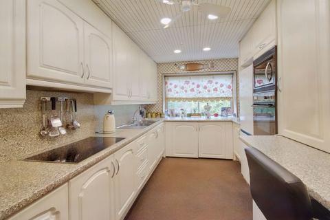 3 bedroom penthouse for sale, Moray House, Northwood HA6