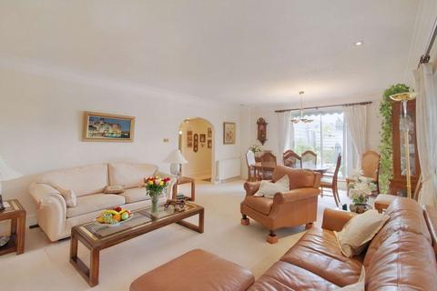 3 bedroom penthouse for sale, Moray House, Northwood HA6