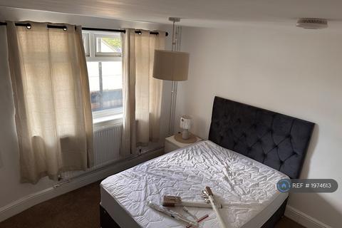 1 bedroom in a house share to rent, Orchard Lea, Pill, Bristol, BS20