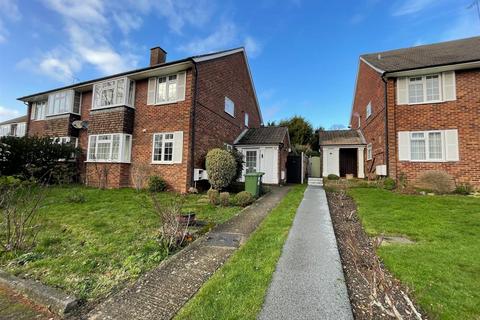 2 bedroom maisonette for sale, Sandringham Road, Potters Bar EN6
