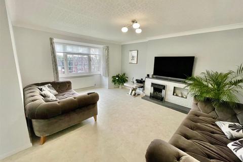 2 bedroom maisonette for sale, Sandringham Road, Potters Bar EN6