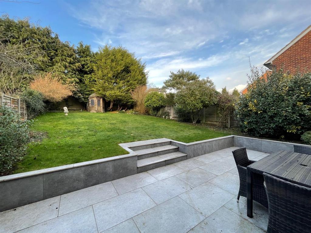 29 Sandringham garden 2.jpg