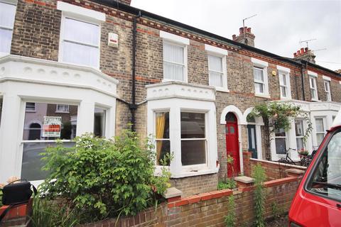 3 bedroom terraced house to rent, Ross Street, Cambridge CB1