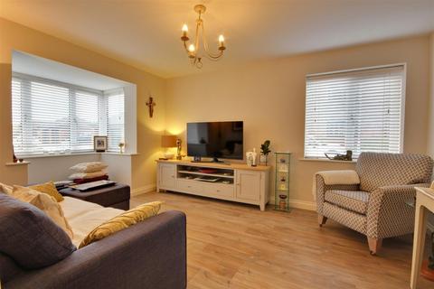 4 bedroom detached house for sale, Romney Drive, Shepherds Lane, Lincoln Way, Beverley