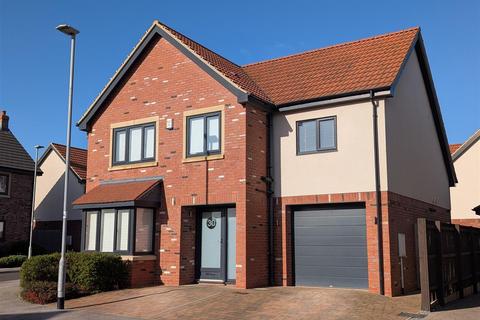 4 bedroom detached house for sale, Romney Drive, Shepherds Lane, Lincoln Way, Beverley