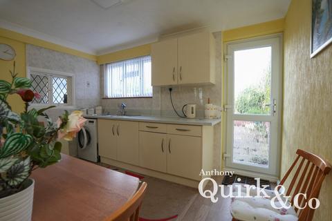3 bedroom terraced house to rent, Crammavill Street, Grays, RM16