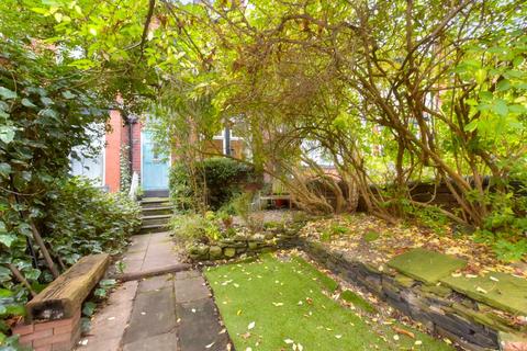 4 bedroom terraced house for sale, St. Anns Avenue, Leeds