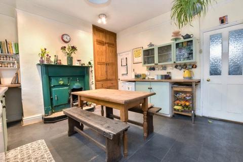 4 bedroom terraced house for sale, St. Anns Avenue, Leeds