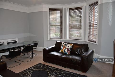 2 bedroom flat to rent, Widdenham Road, London, N7