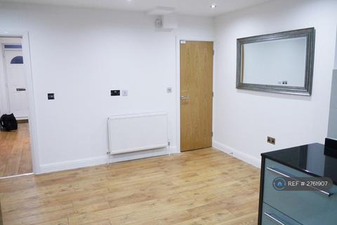 undefined, Burney Avenue, Surbiton, KT5