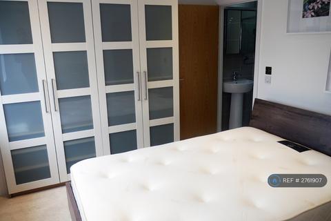 undefined, Burney Avenue, Surbiton, KT5