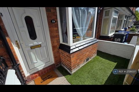 1 bedroom in a house share to rent, Kimberley Road, Newcastle-Under-Lyme, ST5