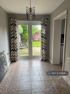 2 bedroom semi-detached house to rent, Montmorency Road, Knutsford, WA16