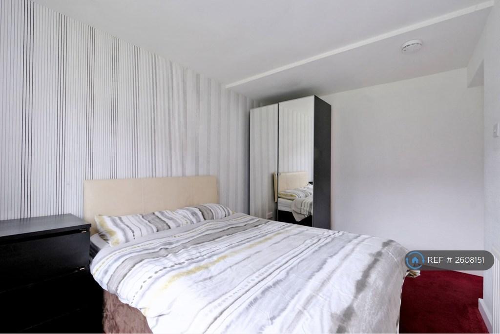 Double Bedroom 3