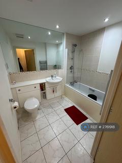 1 bedroom flat to rent, The Blenheim Centre, Hounslow, TW3