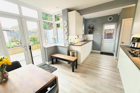 3 bedroom semi-detached house for sale, Derron Avenue, South Yardley, Birmingham