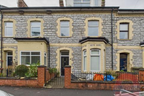 2 bedroom flat for sale, 136 Windsor Road, Penarth, CF64