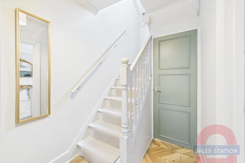 2 bedroom flat for sale, 136 Windsor Road, Penarth, CF64