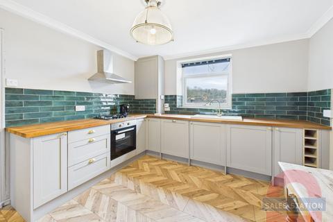 2 bedroom flat for sale, 136 Windsor Road, Penarth, CF64