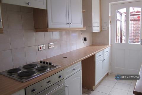 3 bedroom terraced house to rent, Grangemoor, Runcorn, WA7