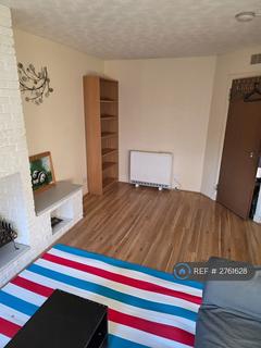 2 bedroom flat to rent, Lochrin Place, Edinburgh, EH3